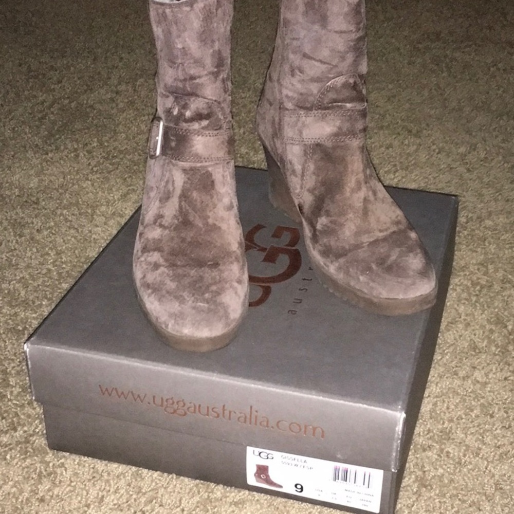 Ugg Gissella wedge boot
